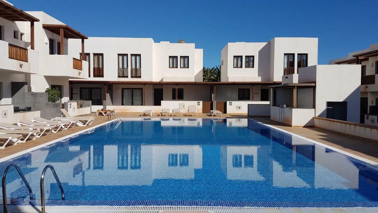 Comfy Duplex In Puerto Calero Daire Dış mekan fotoğraf